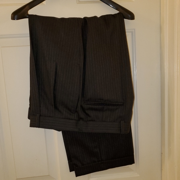 Suit - Picture 2 of 4